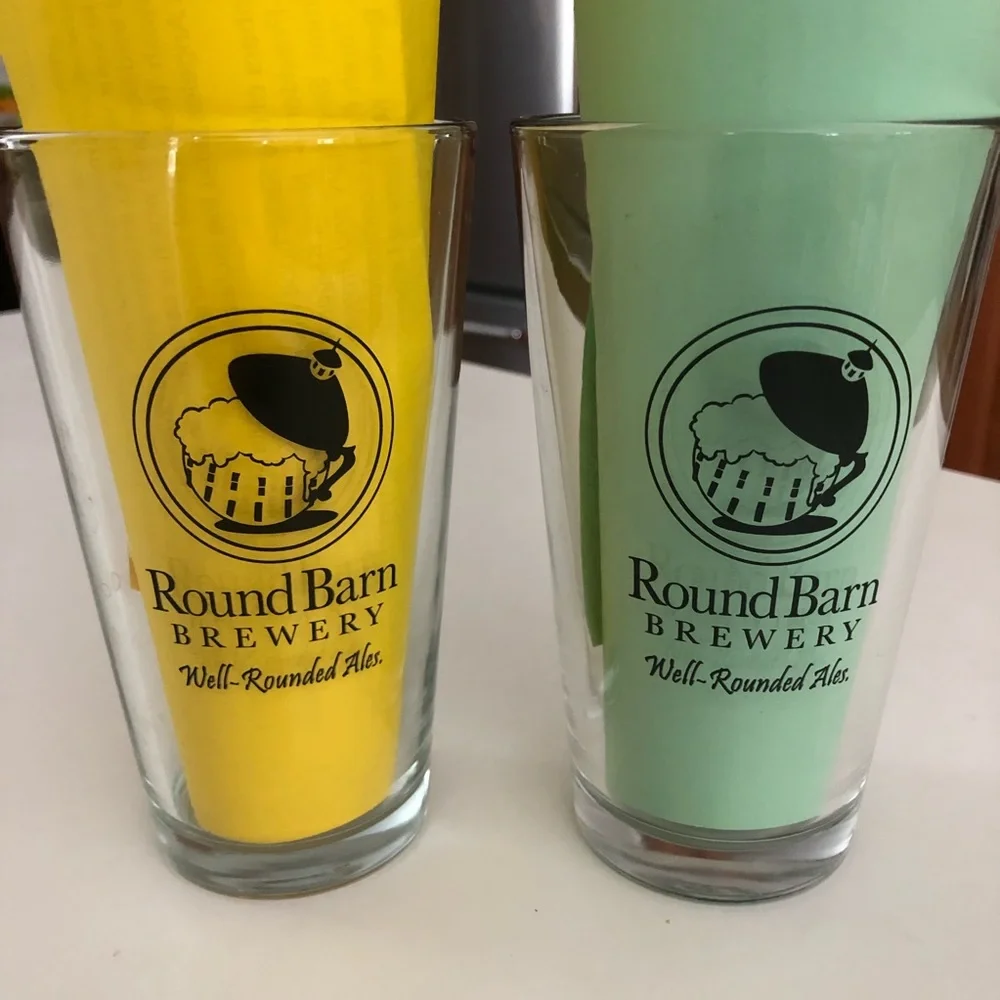 Set of 2 Round Barn Brewery Pint Glasses - Michigan Beer Collectible